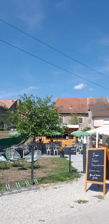 Duplex Dans La Vallee Besançon Zewnętrze zdjęcie
